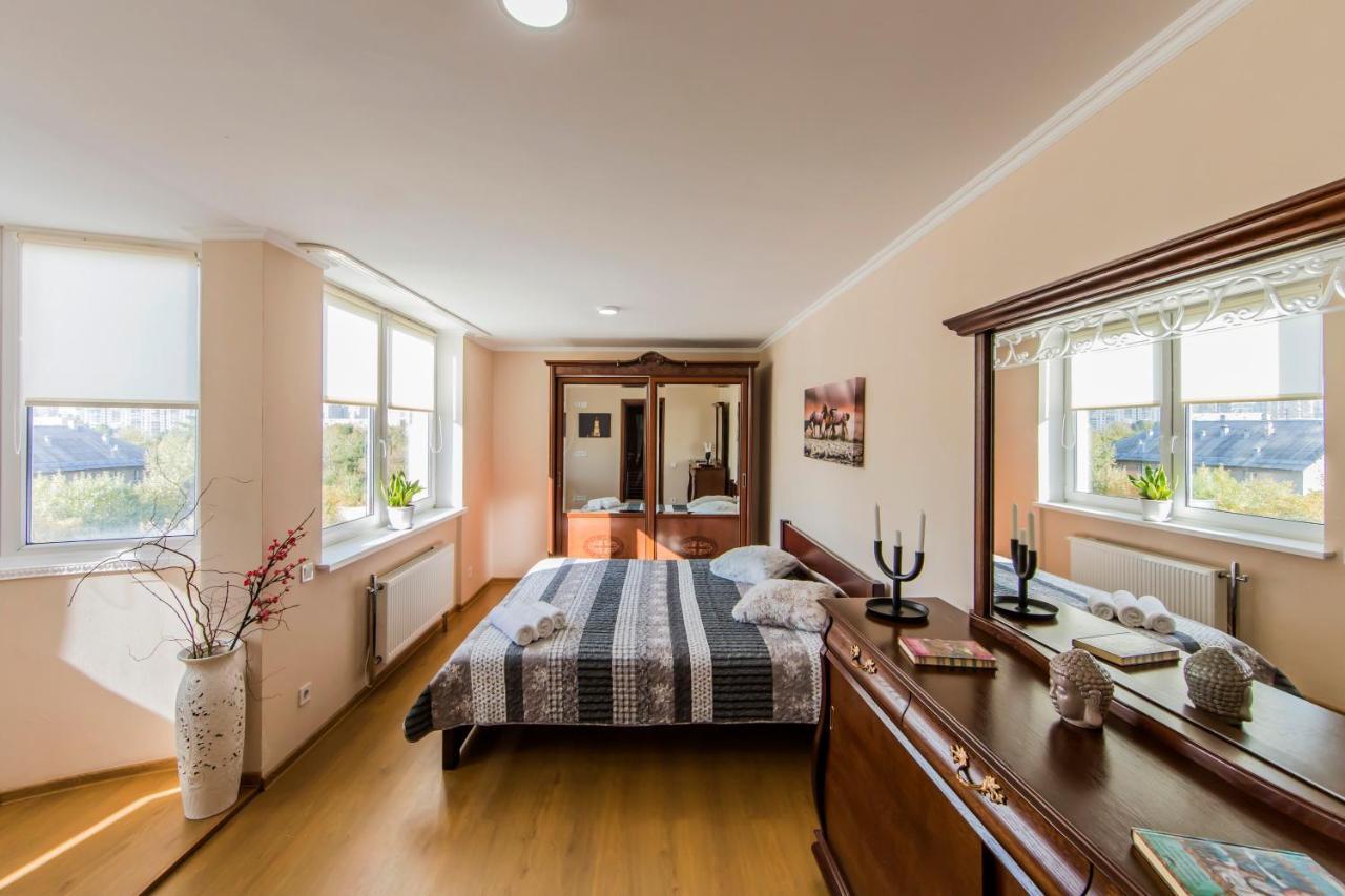 Super Comfort Flat For You Near The Metro. Kiev Eksteriør bilde
