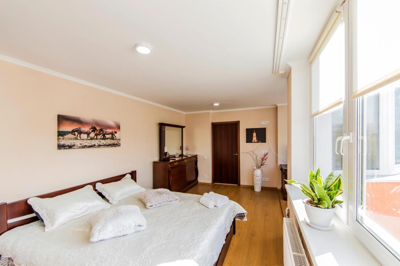 Super Comfort Flat For You Near The Metro. Kiev Eksteriør bilde