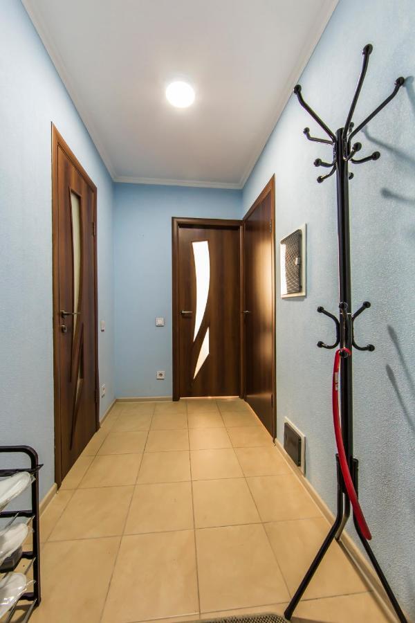 Super Comfort Flat For You Near The Metro. Kiev Eksteriør bilde